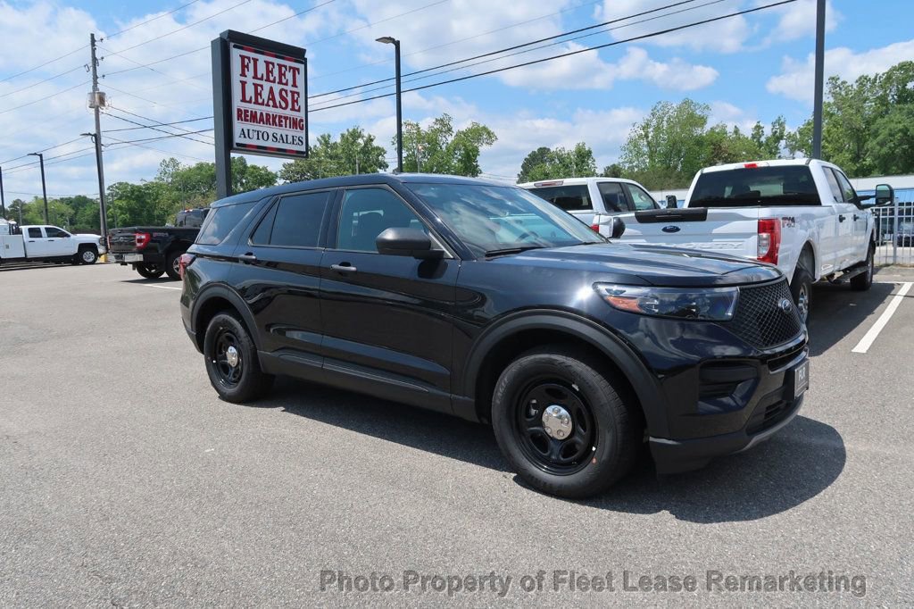 Used 2025 Ford Explorer 4WD Police Interceptor image 7
