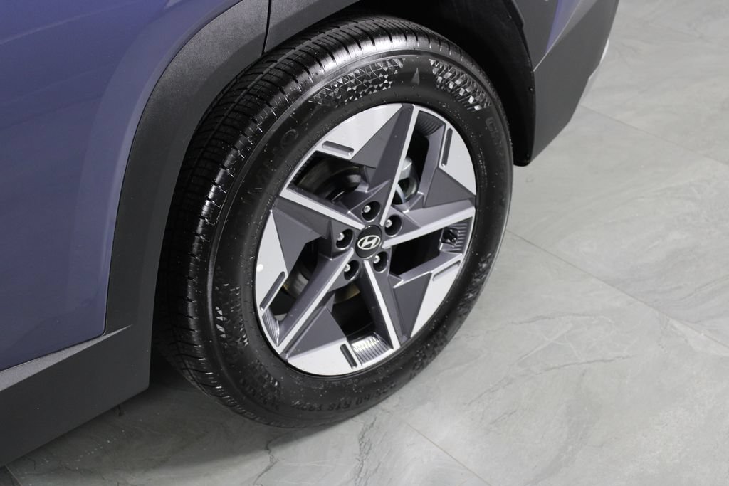 Used 2026 Hyundai Tucson SEL FWD image 13