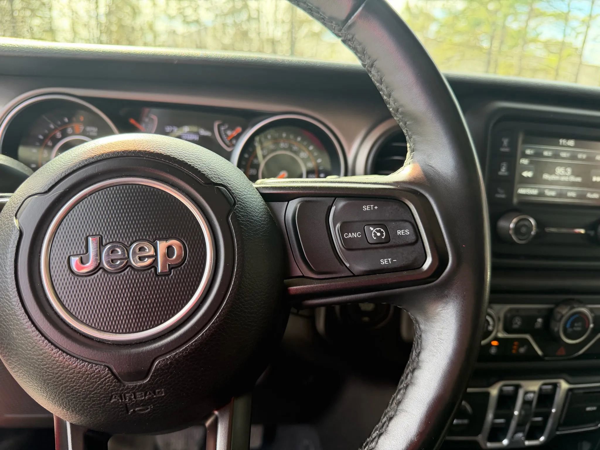 Used 2018 Jeep Wrangler Unlimited Sport S image 18