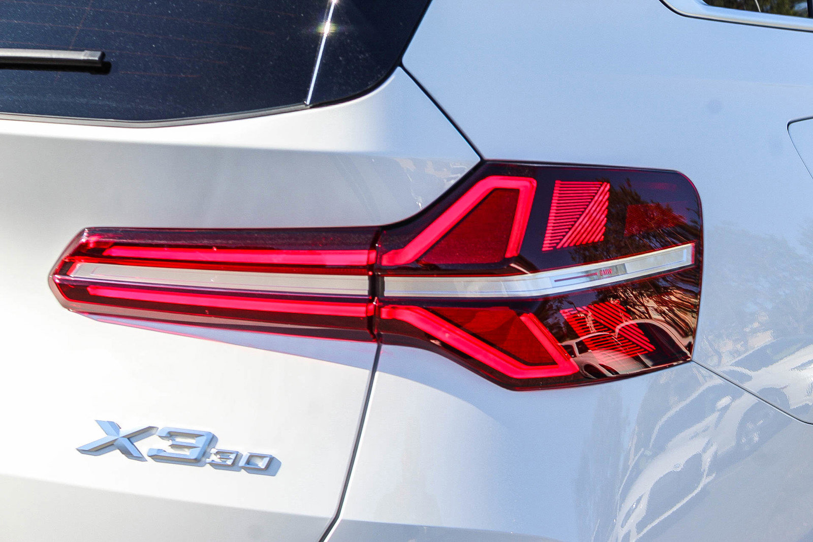 Used 2025 BMW X3 xDrive30i w/ Premium Package image 7