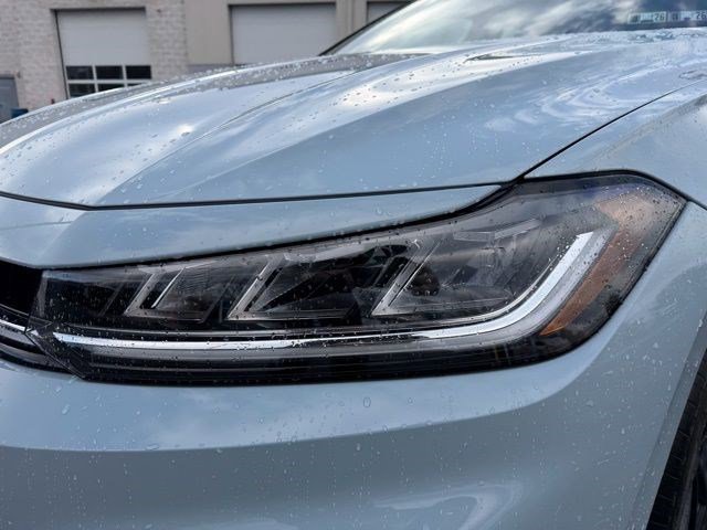 Used 2025 Volkswagen Jetta GLI Autobahn image 12