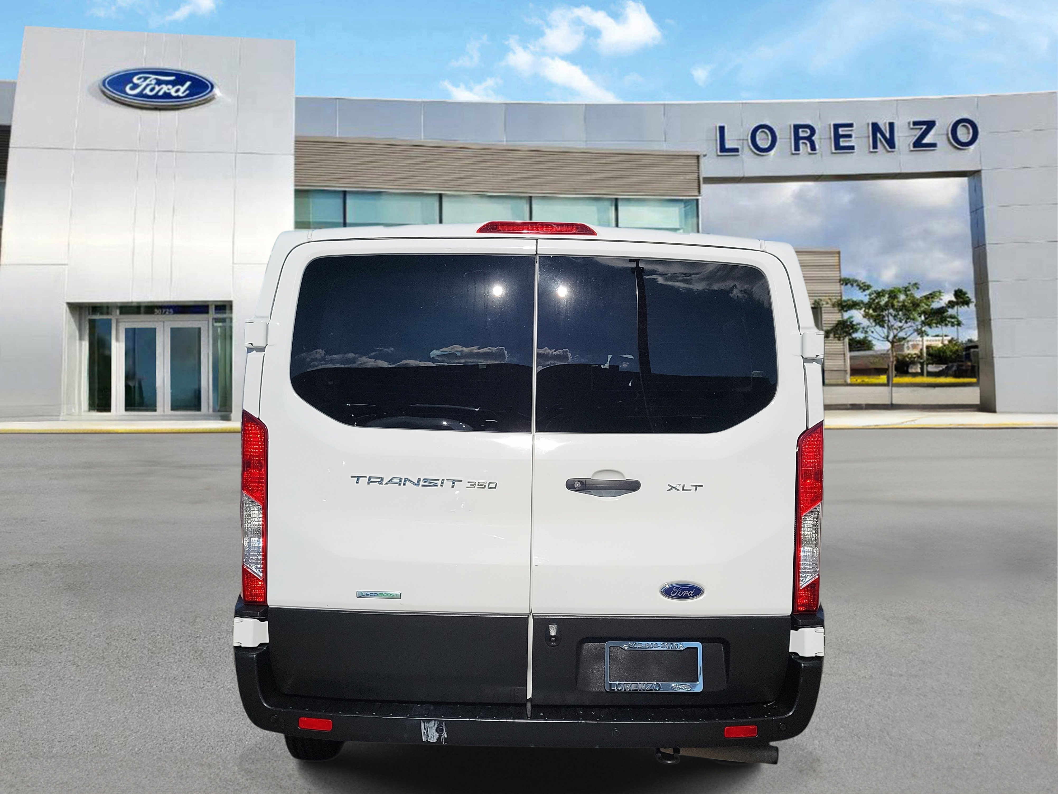 Used 2023 Ford Transit 350 XLT image 6