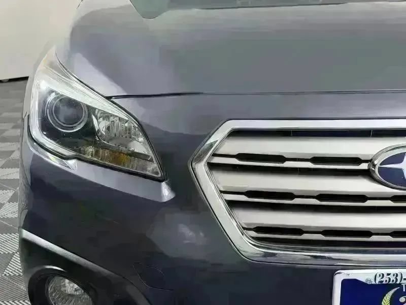Used 2017 Subaru Outback 2.5i Limited AWD/4WD image 47
