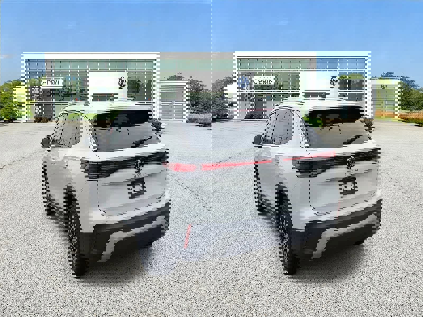 New 2026 Volkswagen Tiguan S AWD/4WD image 10