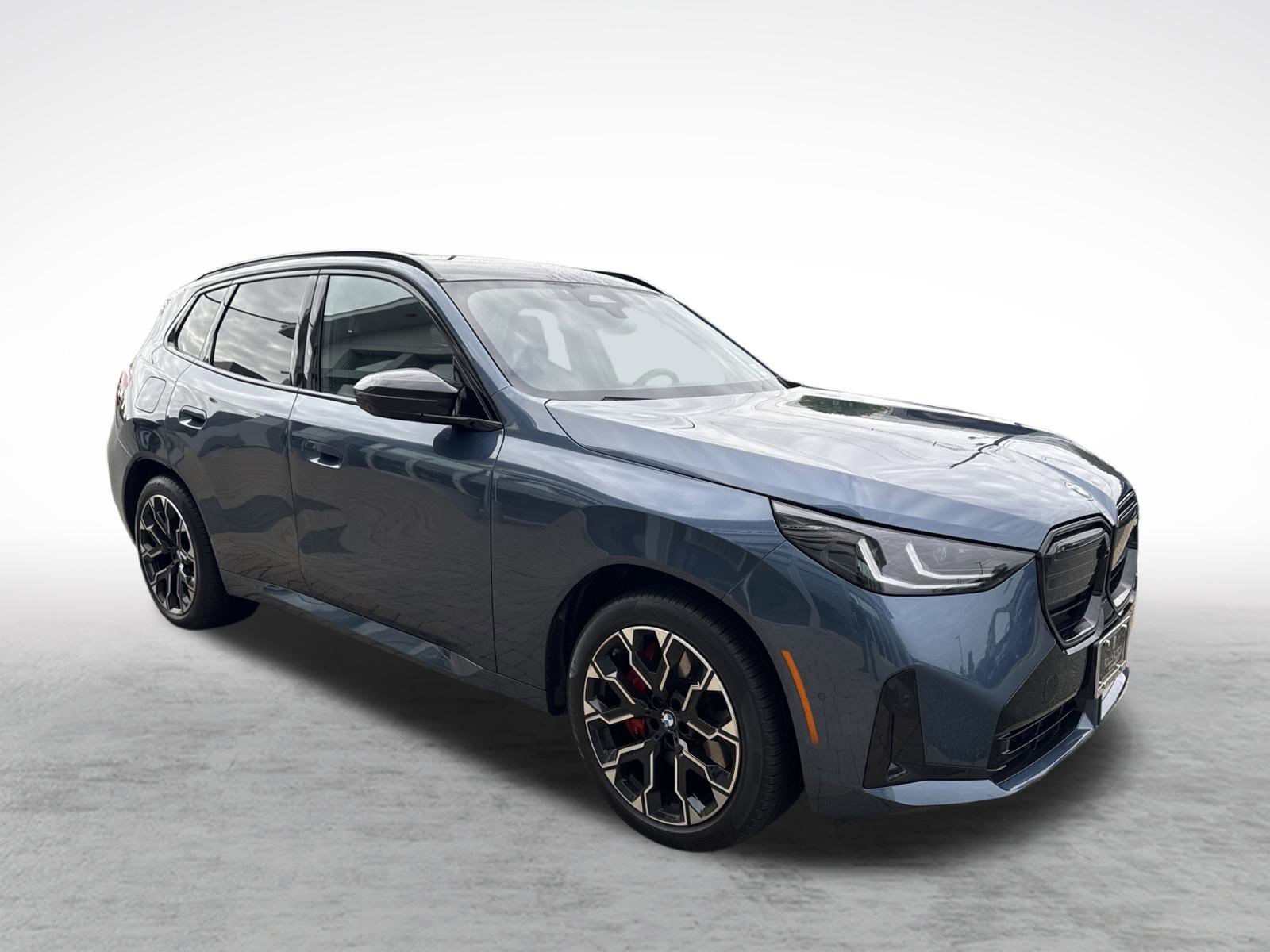 Used 2025 BMW X3 M50 w/ Premium Package image 3