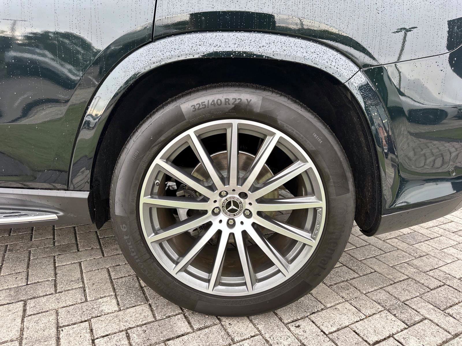 Certified 2025 Mercedes-Benz GLS 580 4MATIC image 11