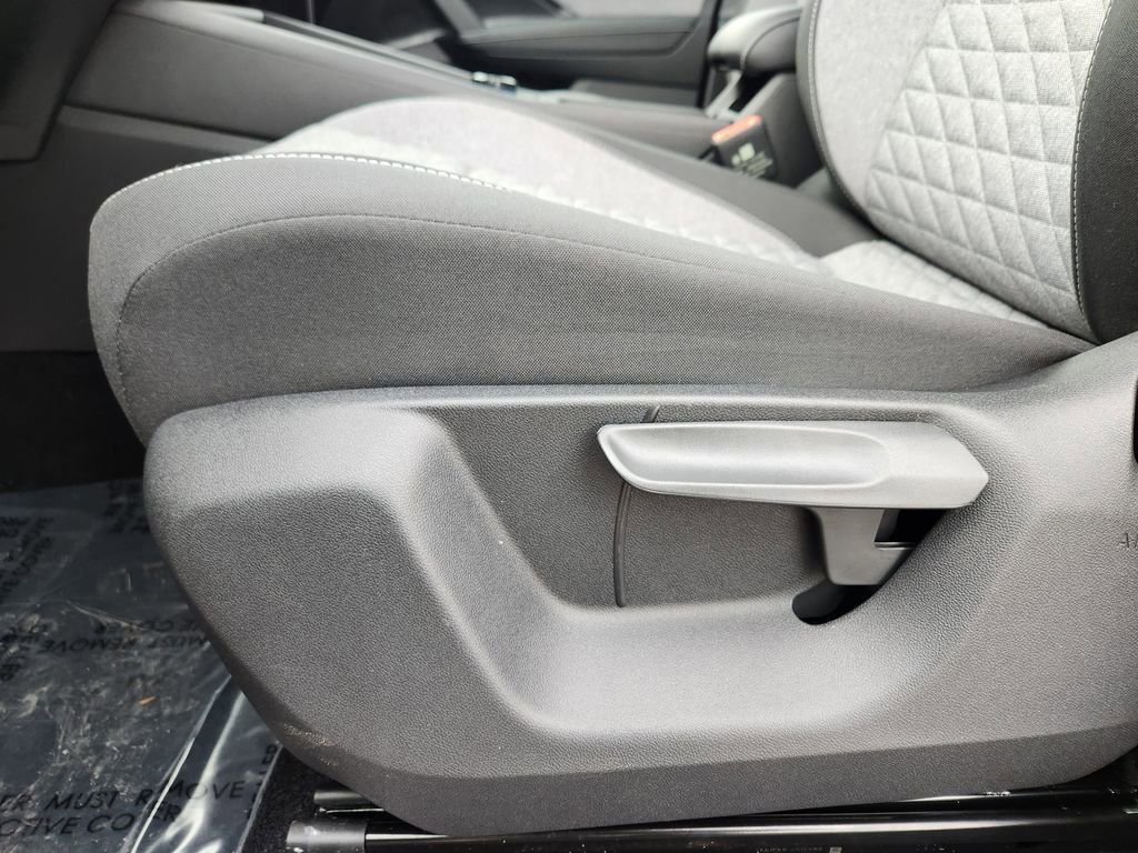 New 2026 Volkswagen Tiguan S image 14