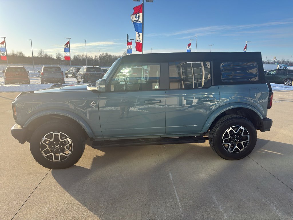 Used 2023 Ford Bronco Outer Banks image 8