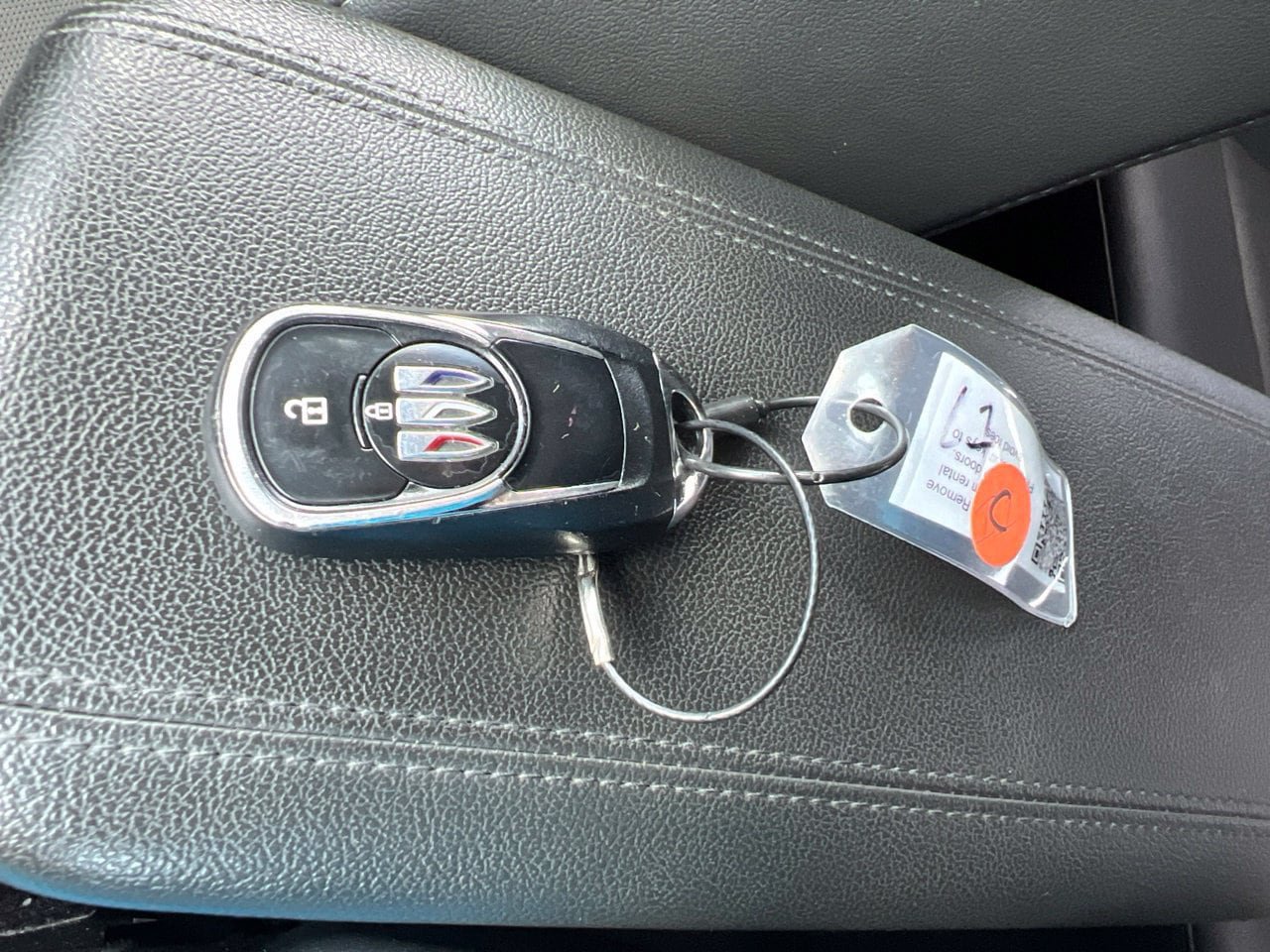 Used 2024 Buick Encore GX Sport Touring FWD image 28