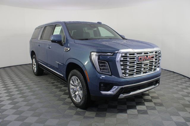 New 2026 GMC Yukon XL Denali w/ Sun & Power Step Package image 32