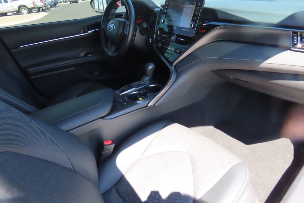 Certified 2022 Toyota Camry XSE image 17