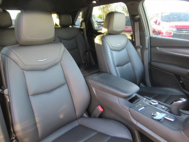 Used 2022 Cadillac XT5 Luxury image 8