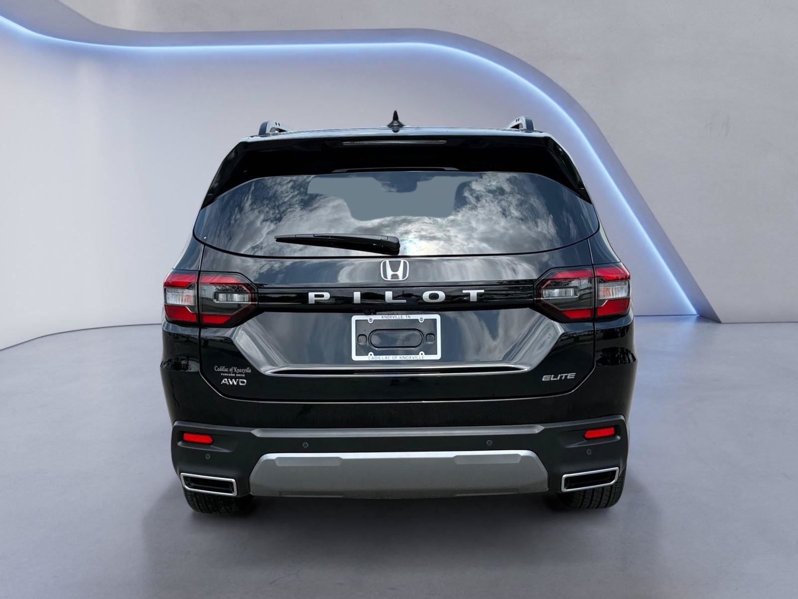 Used 2026 Honda Pilot Elite image 4