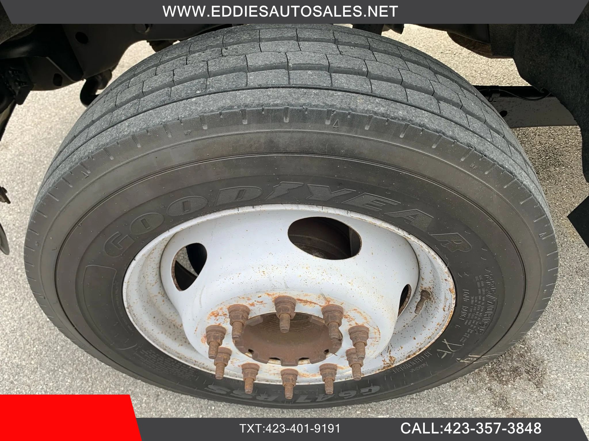 Used 2011 Ford F550 2WD Crew Cab Super Duty w/ Trailer Tow Pkg image 36