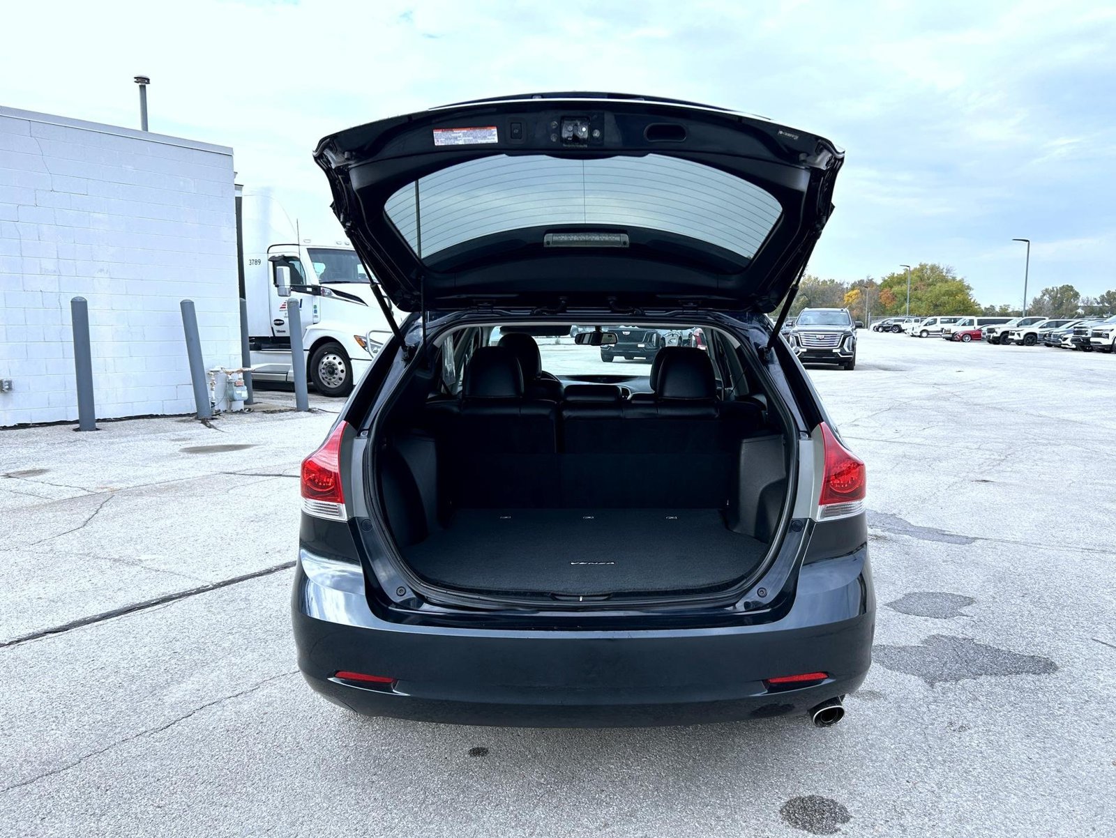 Used 2015 Toyota Venza XLE AWD/4WD image 22
