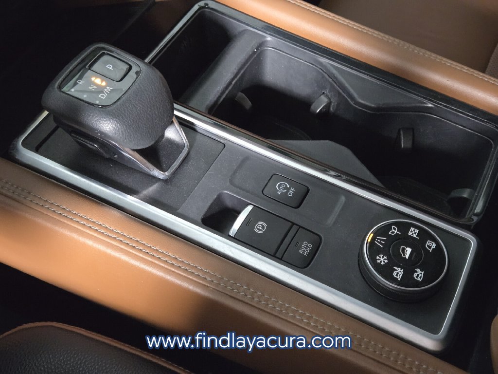 Used 2022 Nissan Pathfinder Platinum w/ Lighting Package (N92) AWD/4WD image 27