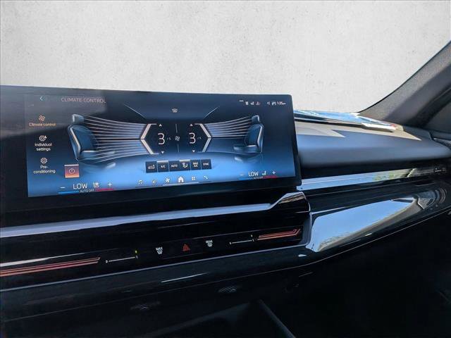 Used 2025 BMW 530i image 13