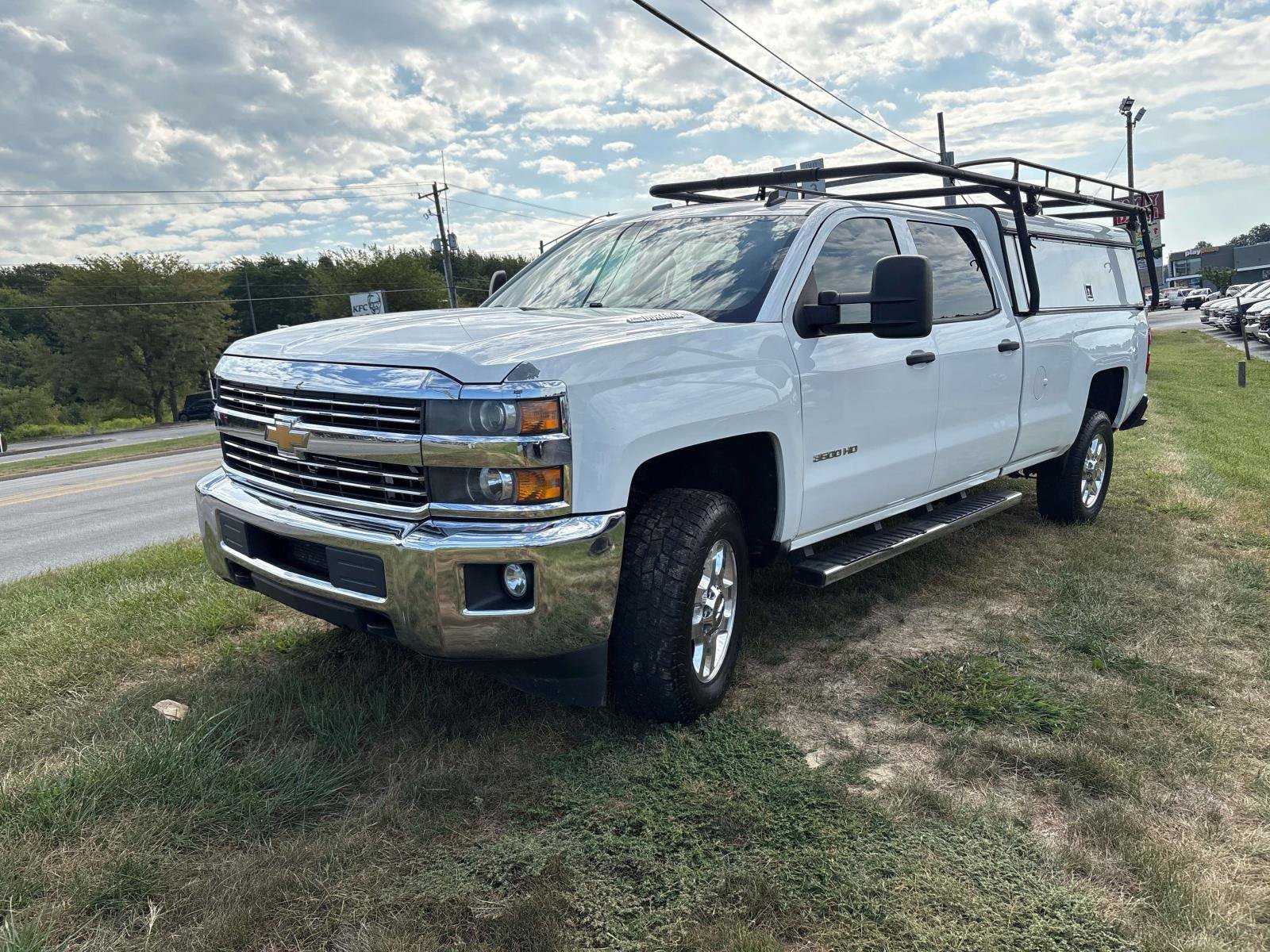 Used 2015 Chevrolet Silverado 3500 LT w/ LT Convenience Package AWD/4WD image 7