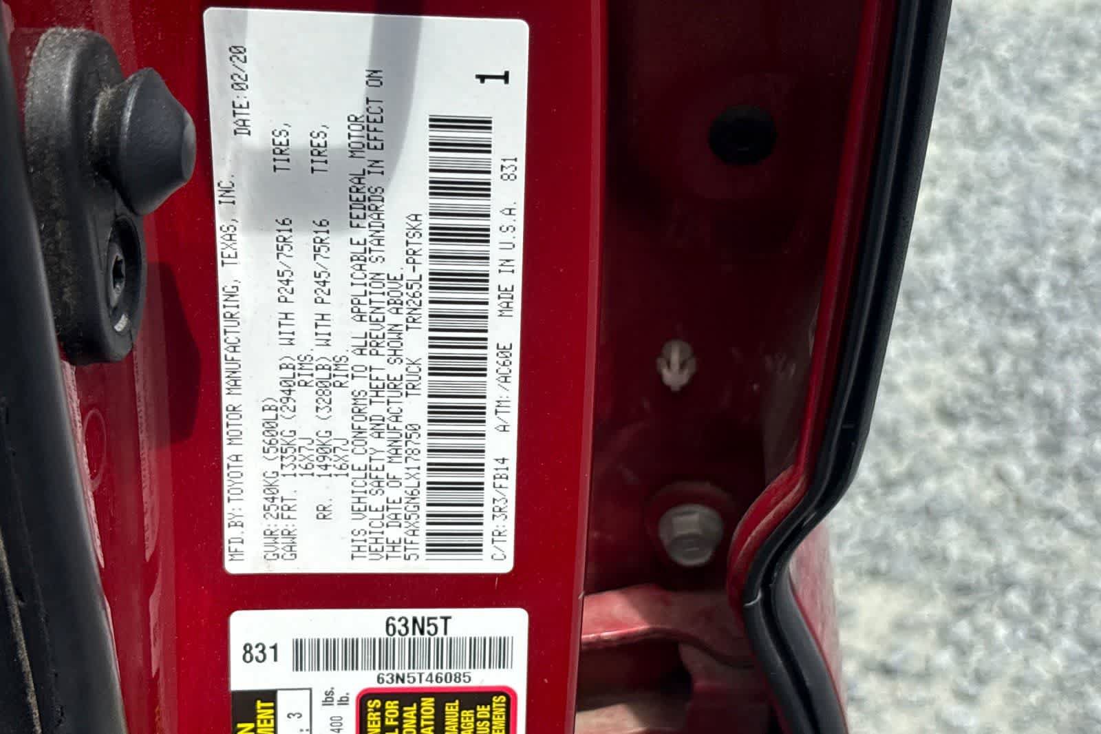 Used 2020 Toyota Tacoma SR w/ SR Convenience Package RWD image 24