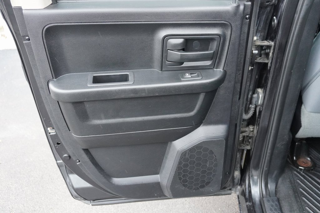 Used 2015 RAM 1500 ST w/ SXT Appearance Group image 19