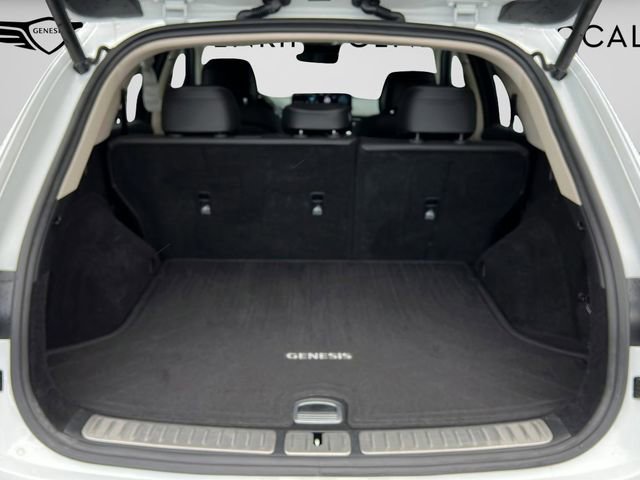 Certified 2025 Genesis GV70 2.5T AWD/4WD image 9