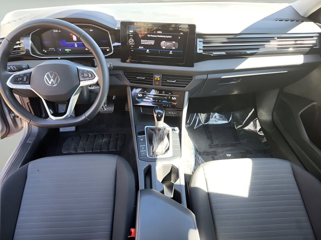 Used 2025 Volkswagen Jetta S FWD image 12