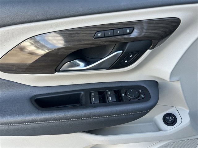 Used 2022 GMC Terrain Denali image 22