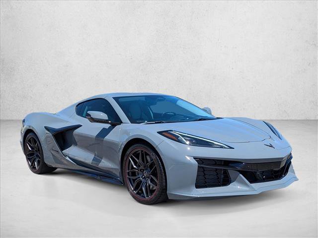 Used 2025 Chevrolet Corvette Z06 RWD image 3
