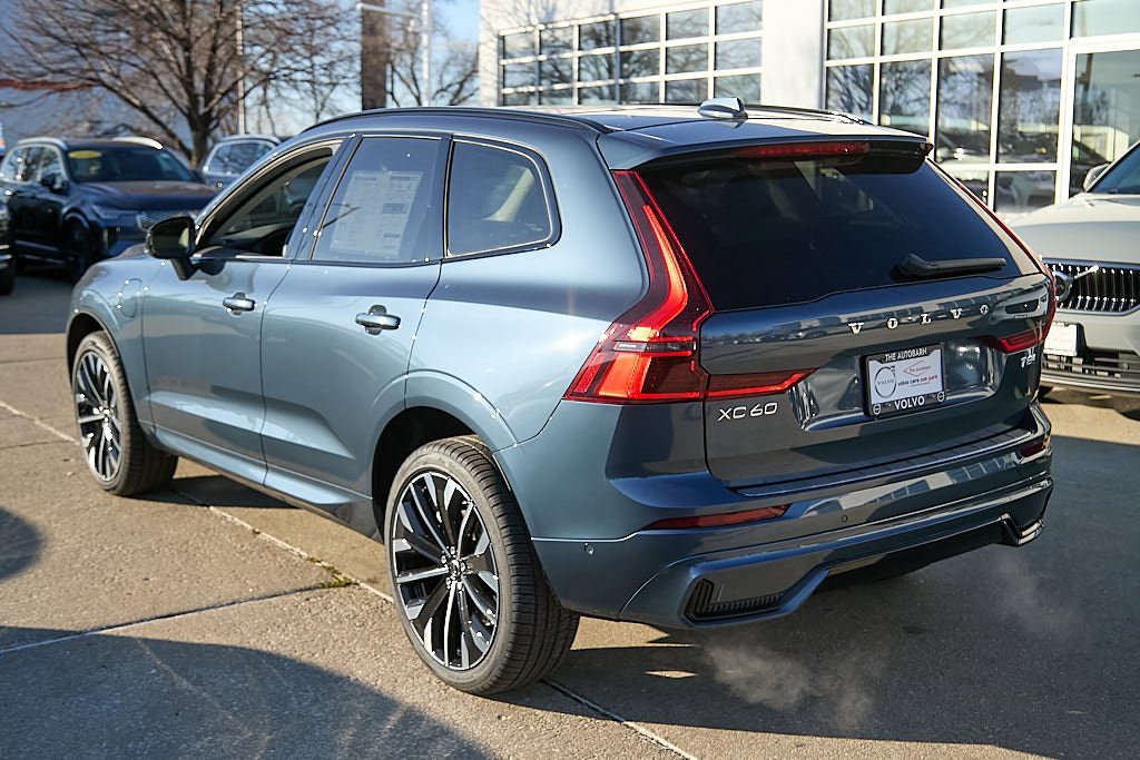 New 2026 Volvo XC60 T8 Ultra w/ Protection Package Premier image 6