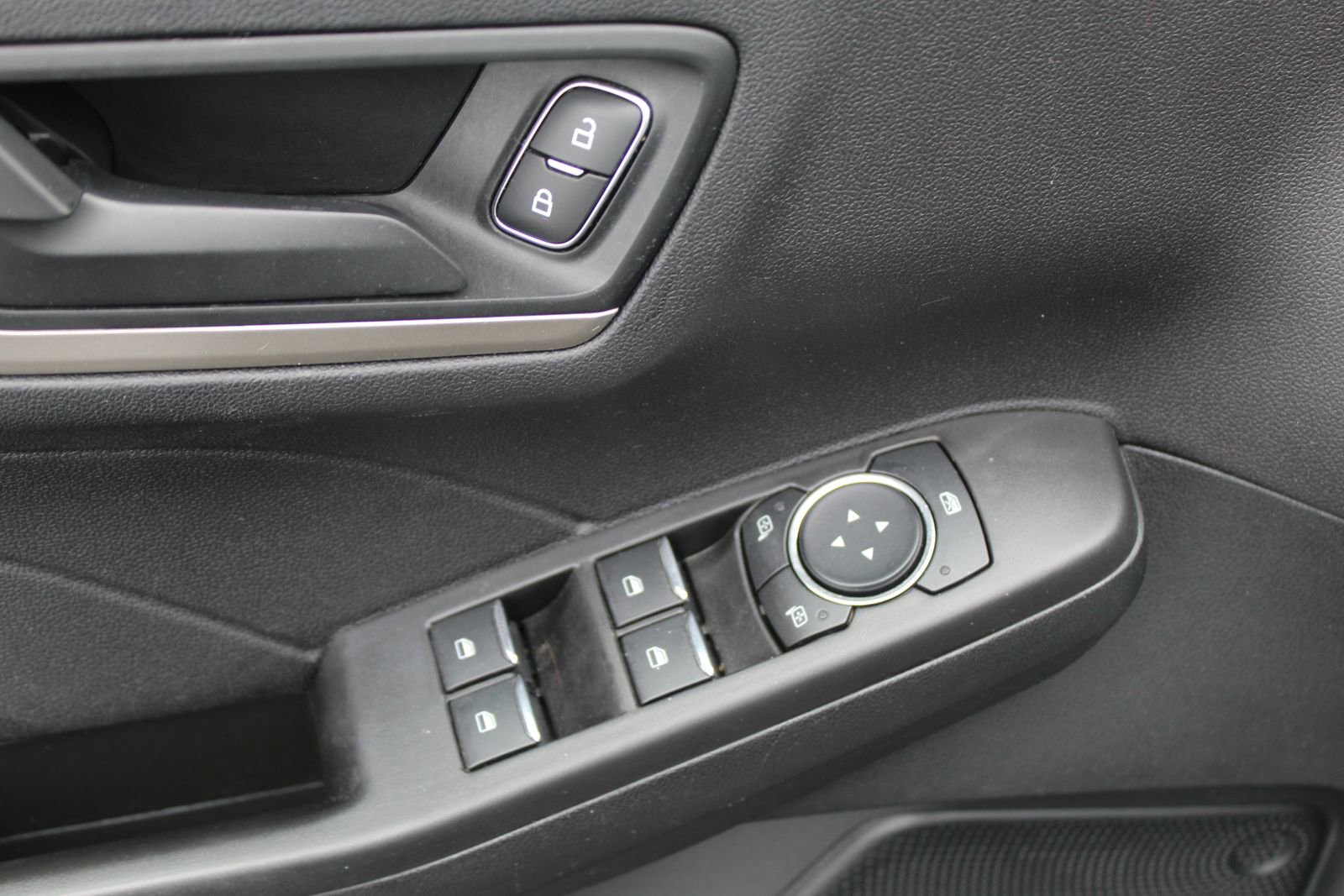 Used 2021 Ford Escape S FWD image 21