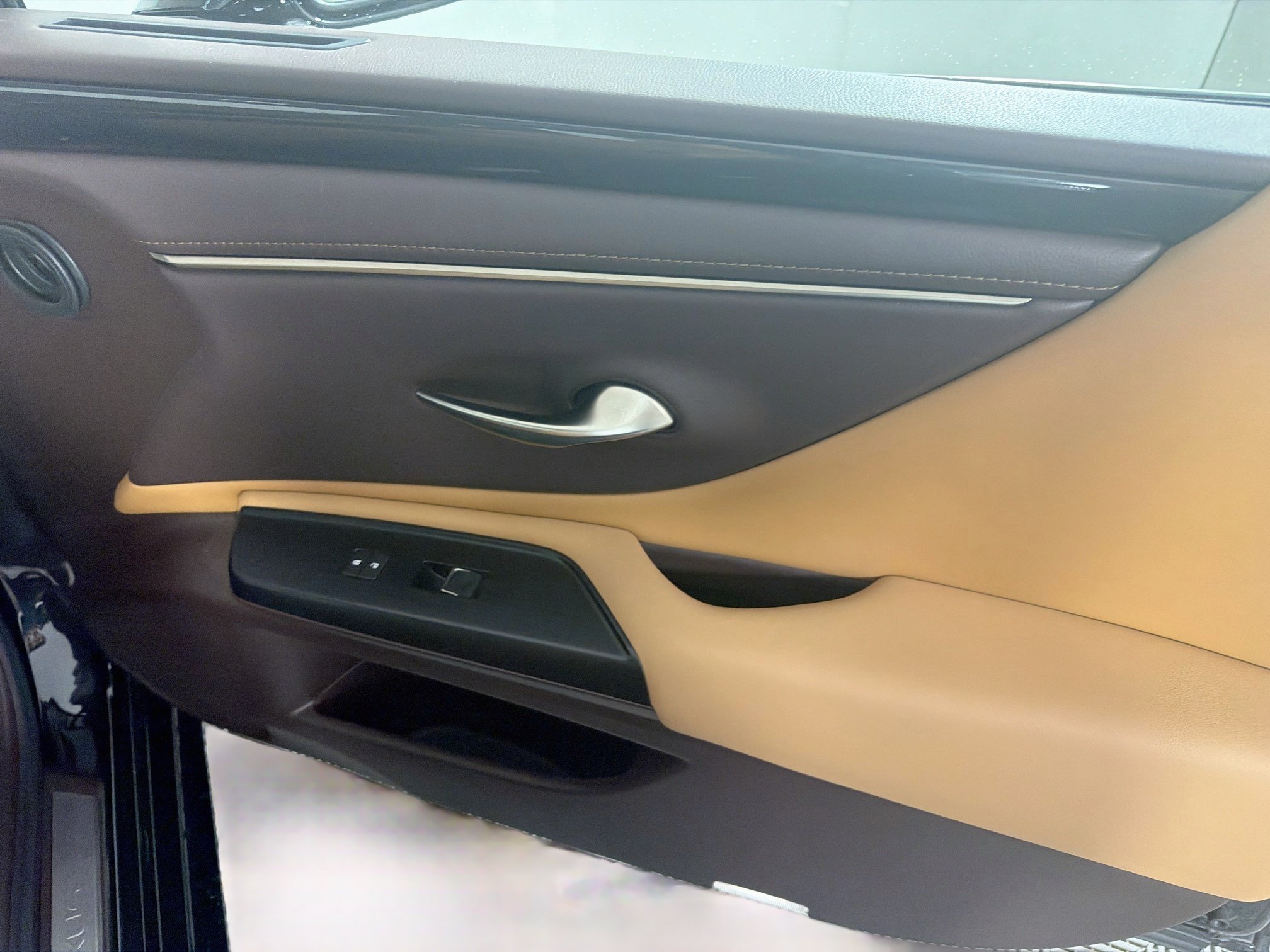 Used 2021 Lexus ES 350 w/ Accessory Package 2 FWD image 31