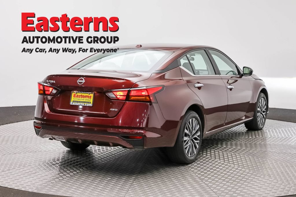 Used 2025 Nissan Altima 2.5 SV AWD/4WD image 5