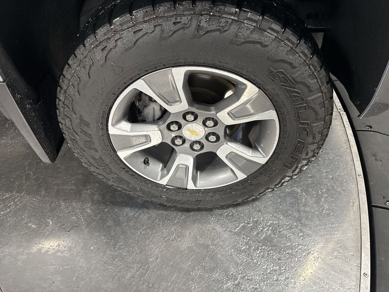 Used 2018 Chevrolet Colorado Z71 image 14