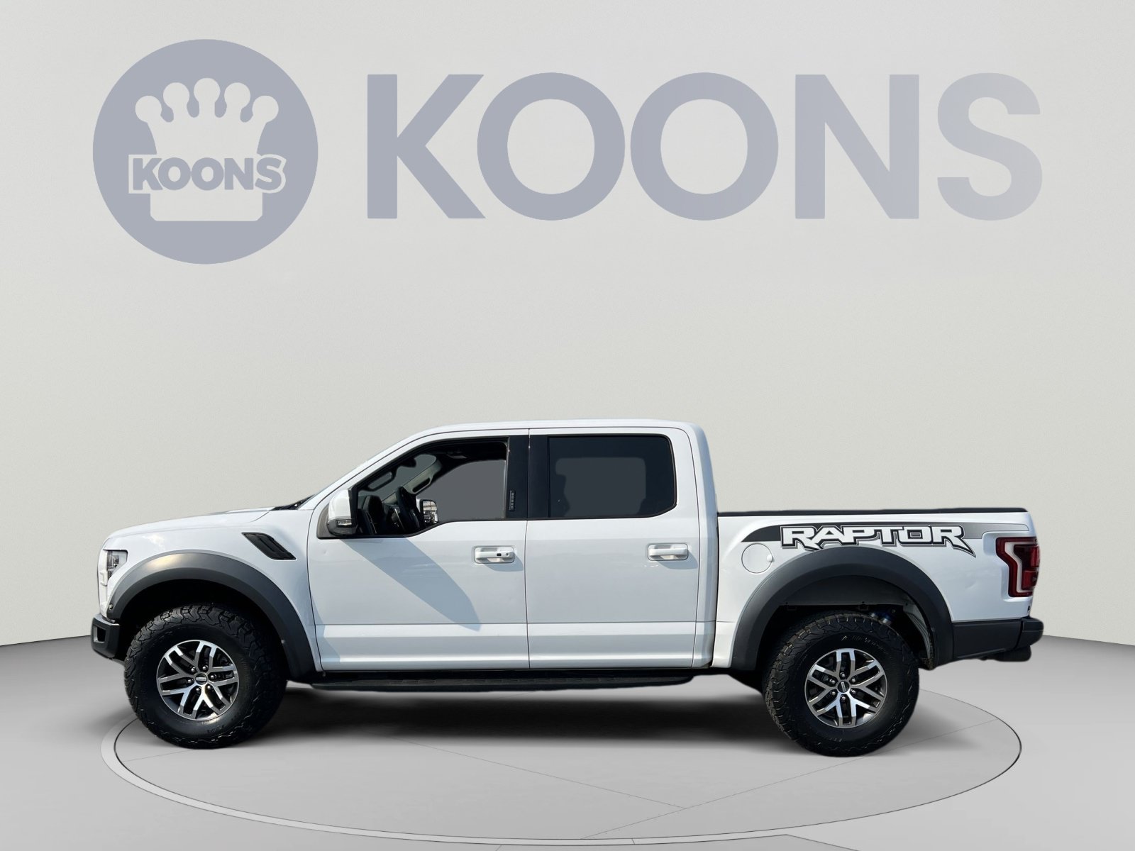 Used 2018 Ford F150 Raptor w/ Equipment Group 802A Luxury AWD/4WD image 2