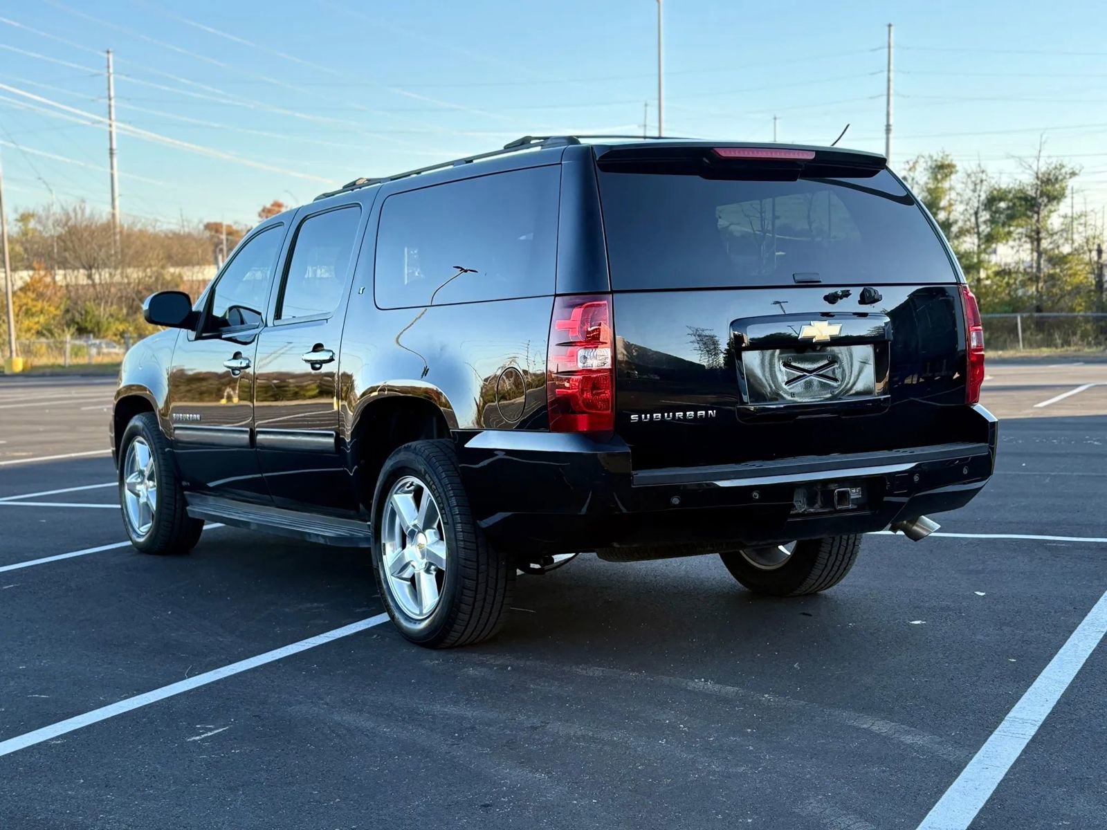 Used 2013 Chevrolet Suburban LT w/ All-Star Edition image 3
