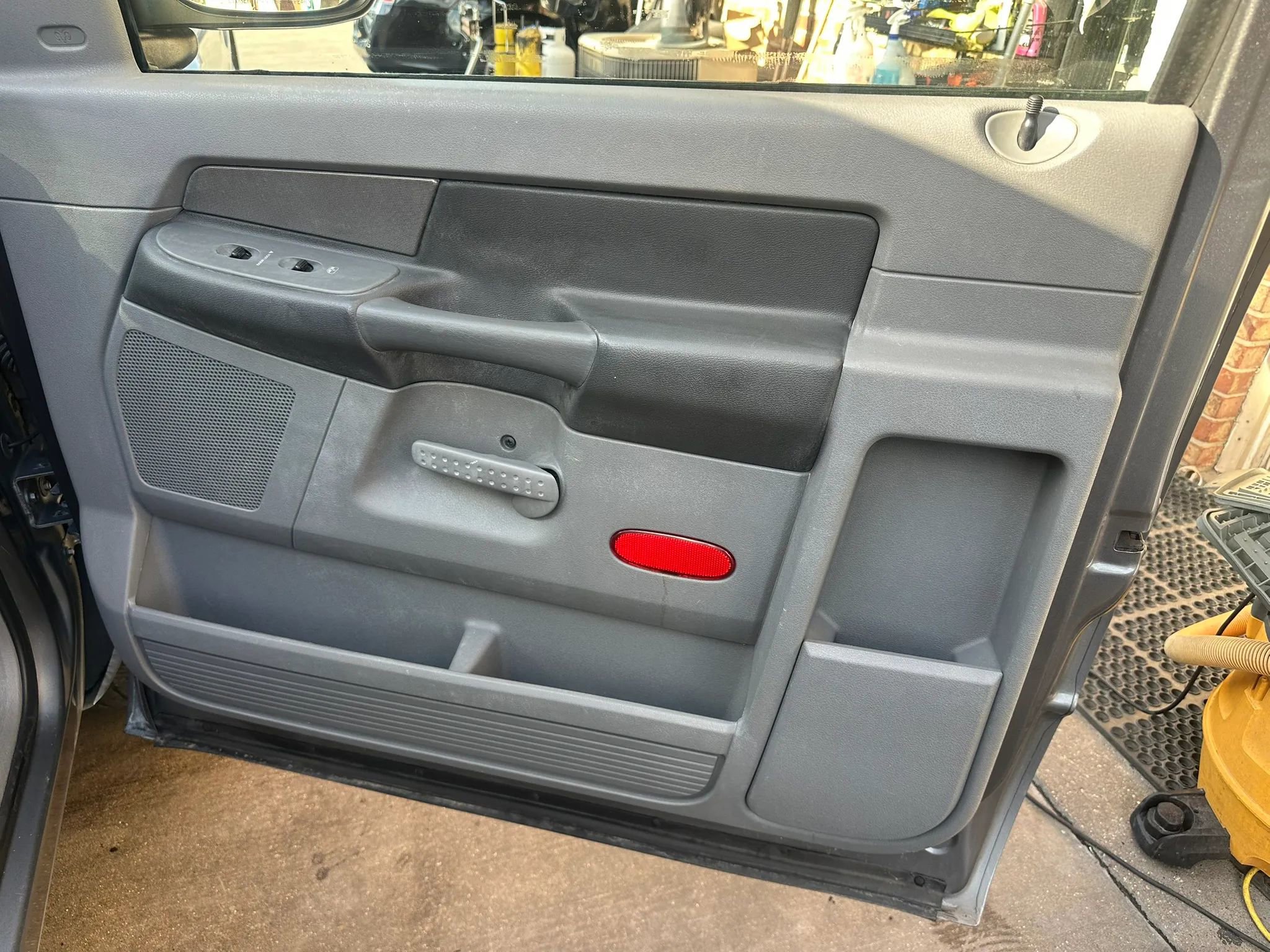 Used 2007 Dodge Ram 1500 Truck ST w/ SXT Group RWD image 14