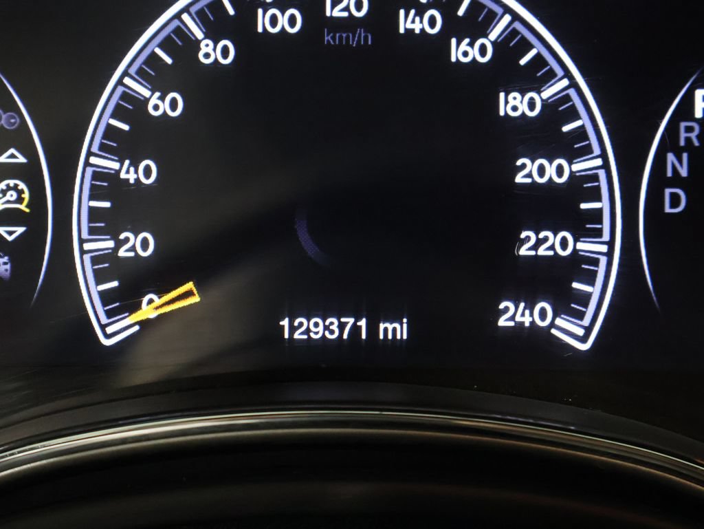 Used 2018 Jeep Grand Cherokee Altitude AWD/4WD image 37