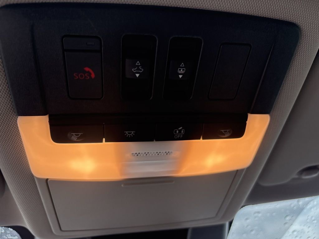 Used 2022 Nissan Rogue SV w/ SV Premium Package AWD/4WD image 29