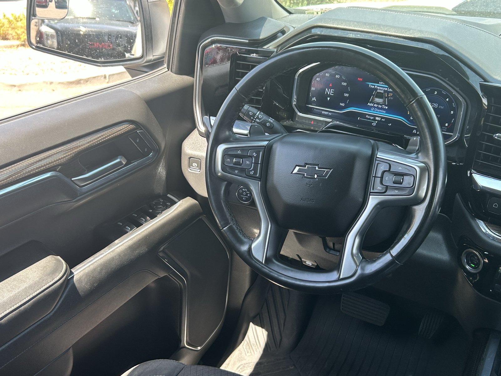 Certified 2023 Chevrolet Silverado 1500 LT Trail Boss AWD/4WD image 15