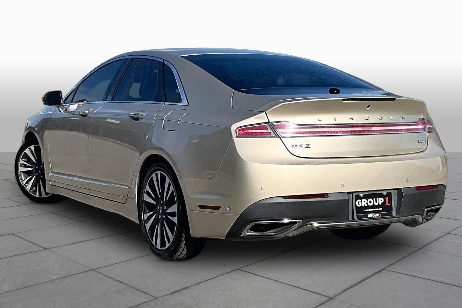 Used 2017 Lincoln MKZ Reserve w/ Technology Package FWD image 12