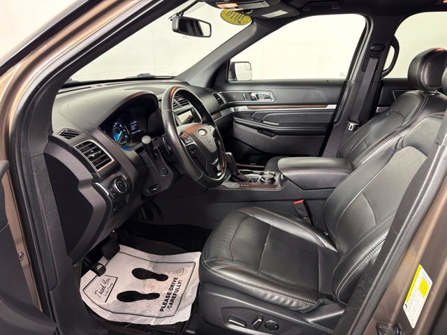 Used 2016 Ford Explorer Limited AWD/4WD image 18