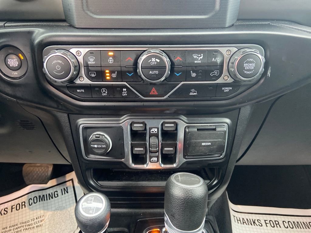 Used 2022 Jeep Gladiator Willys image 24