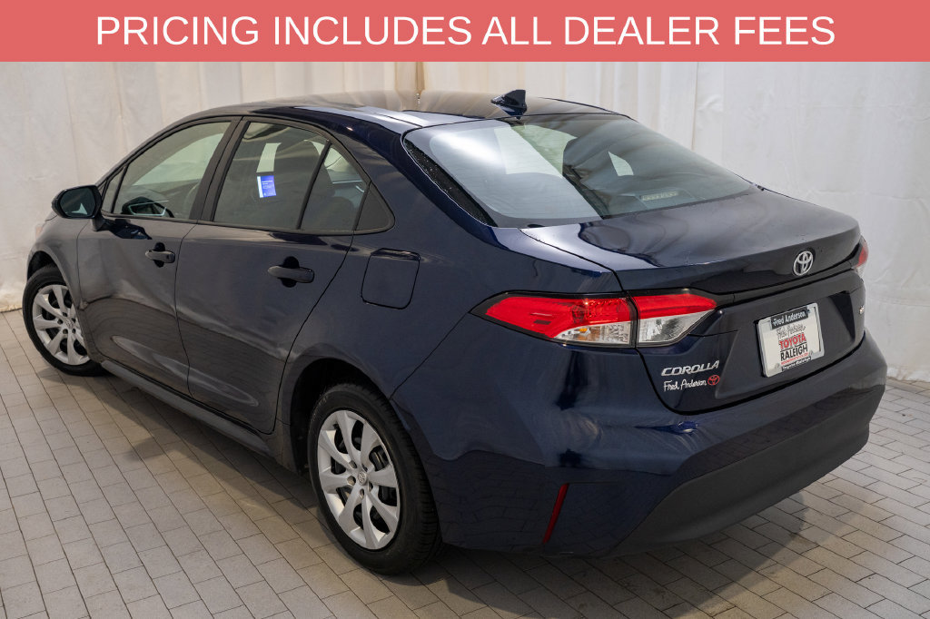 Used 2025 Toyota Corolla LE FWD image 3