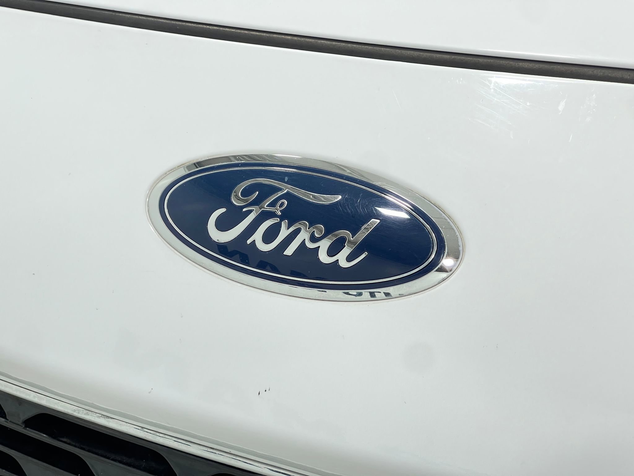 Used 2020 Ford Escape SEL image 37