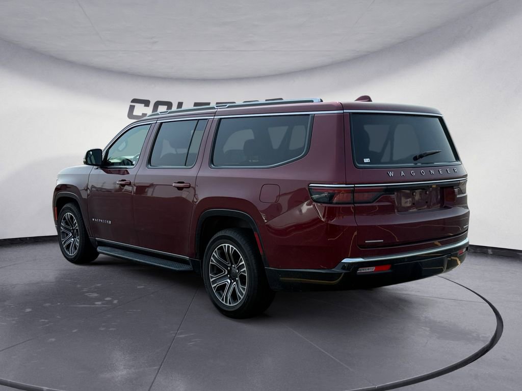 Used 2023 Jeep Wagoneer L Series II image 3