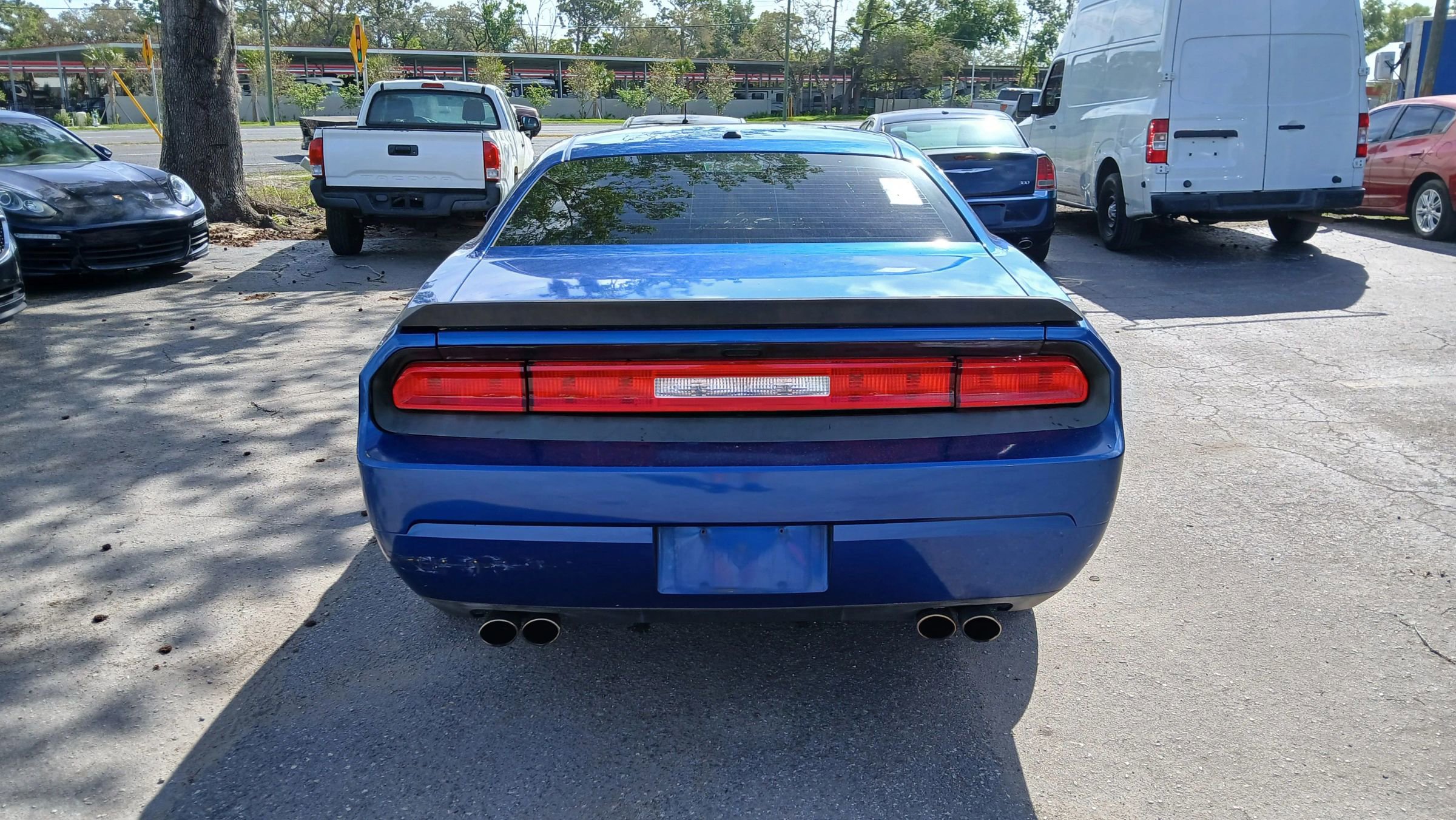 Used 2012 Dodge Challenger R/T RWD image 5