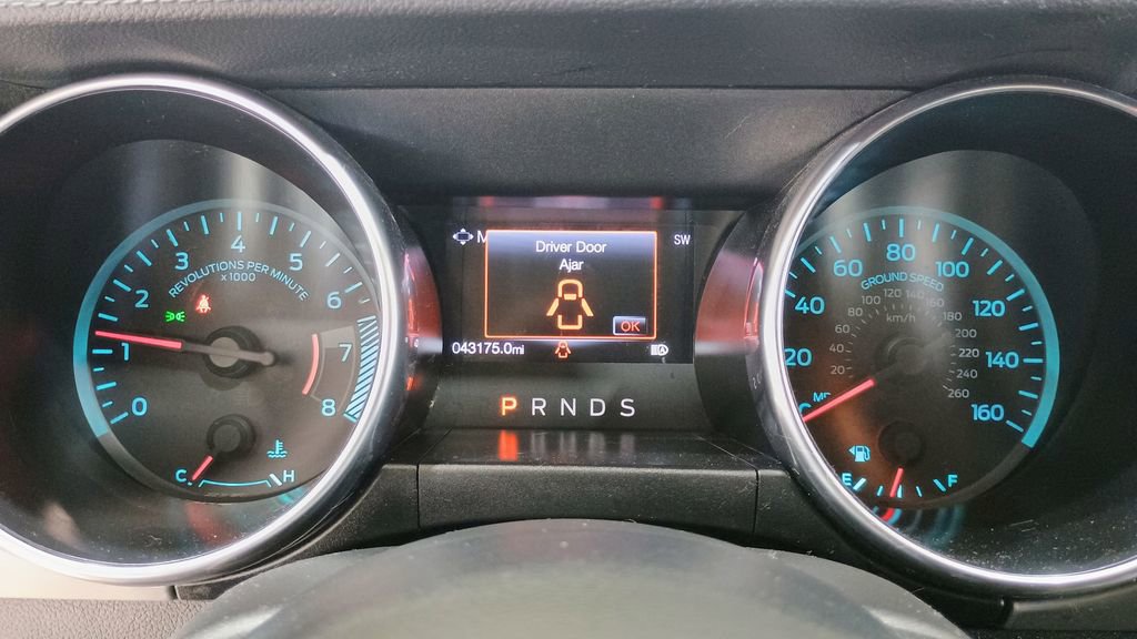 Used 2022 Ford Mustang Premium w/ Ford Safe & Smart Package image 16