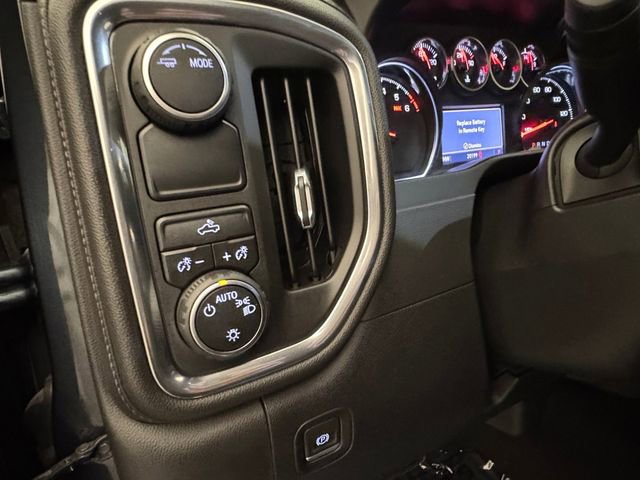 Used 2020 Chevrolet Silverado 1500 LT w/ Texas Edition image 6