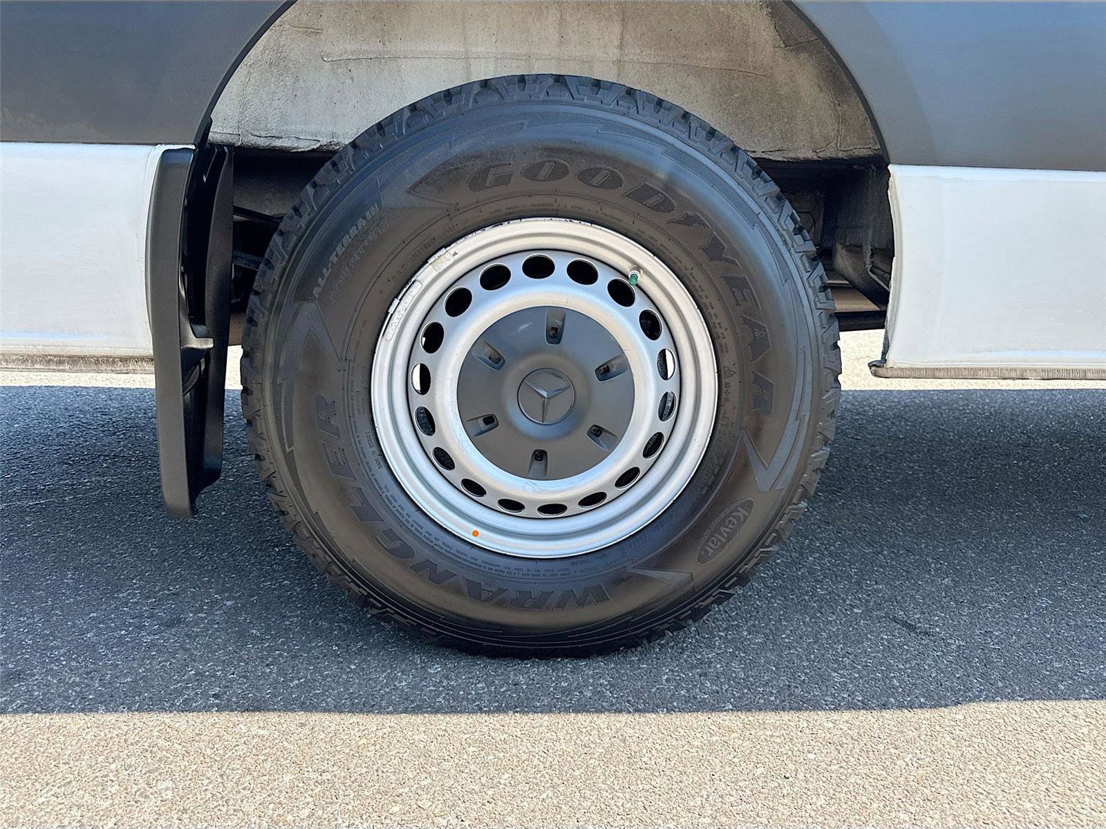 Used 2020 Mercedes-Benz Sprinter 2500 w/ Driver Convenience Package image 29