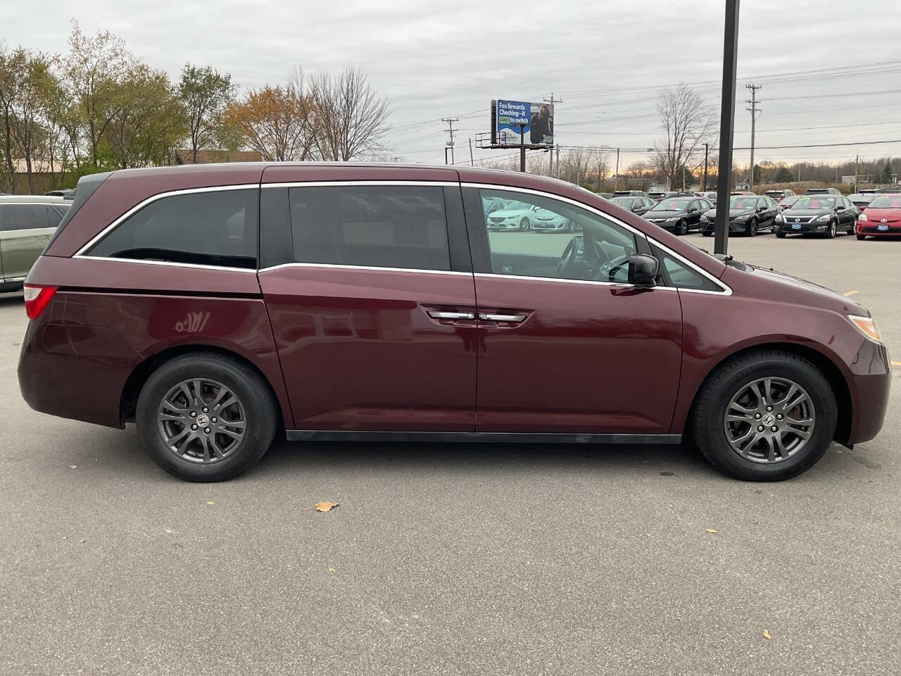 Used 2012 Honda Odyssey EX image 9